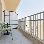 Grey L Studio Apartments Downtown Cairo Ouzonian House