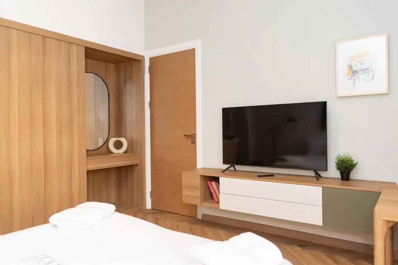 Apartment Grey L Downtown Ouzonian House Kairo