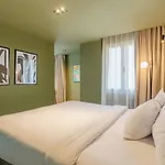 Grey L Studio Apartments Downtown Cairo Ouzonian House