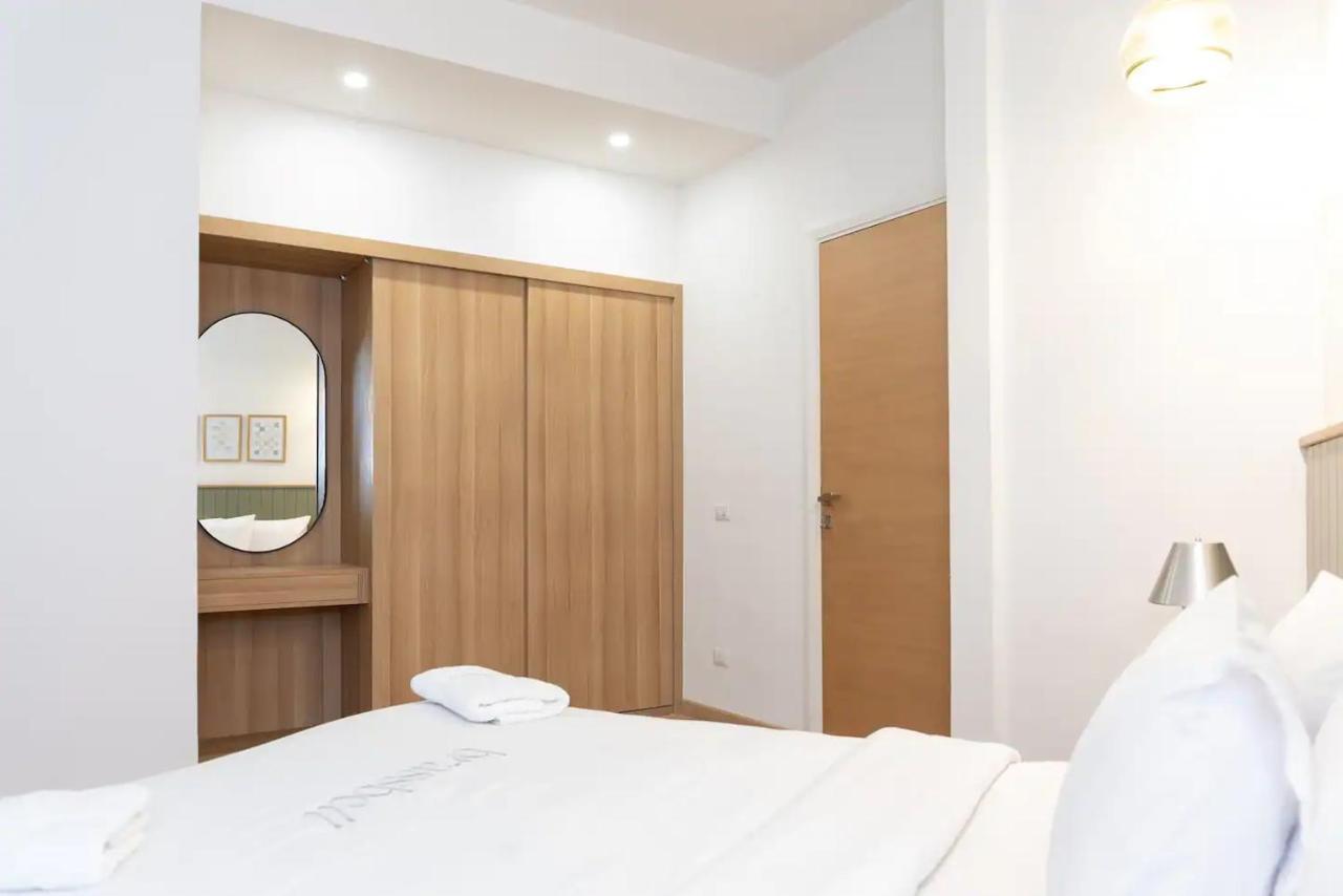 Grey L Downtown Ouzonian House Appartement Le Caire